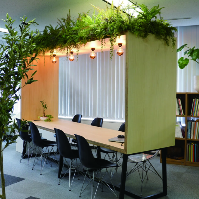 FROMFORM : BOX TABLE ハイチェア両面 W3000